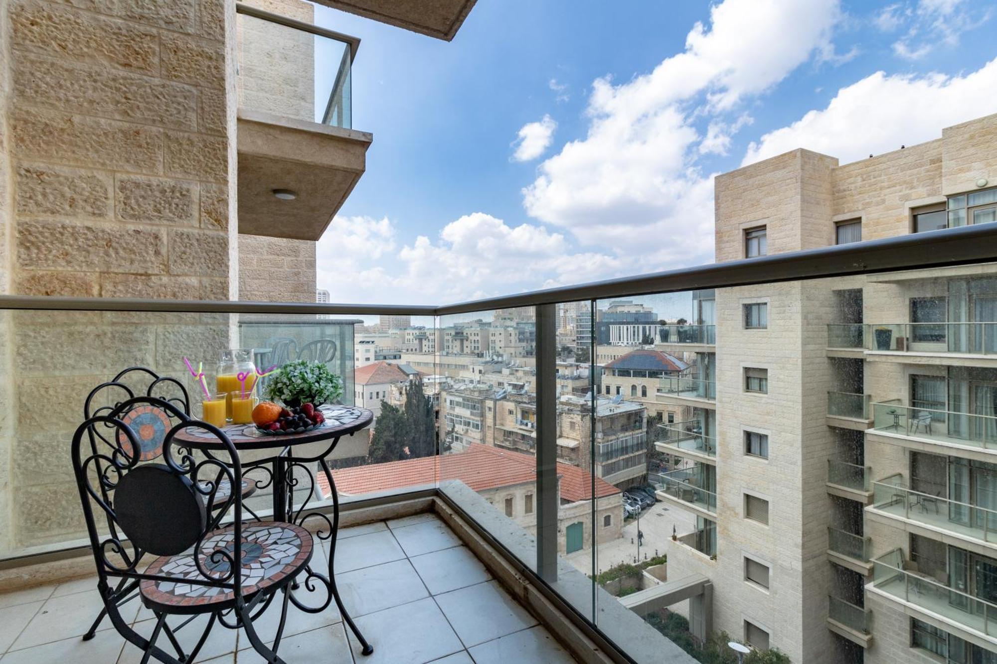 Isrentals Haneviim - Aparthotel In City Center Jerusalén Exterior foto
